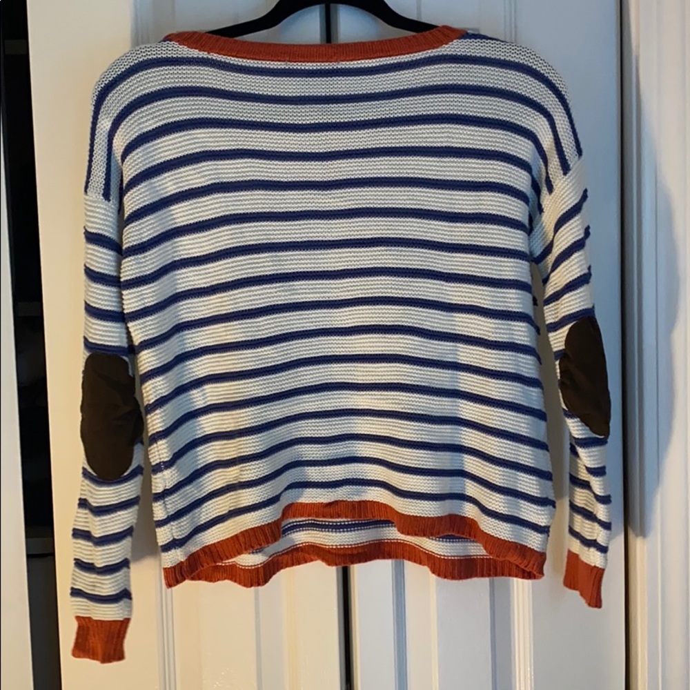 Sweater - Picture 3 of 5